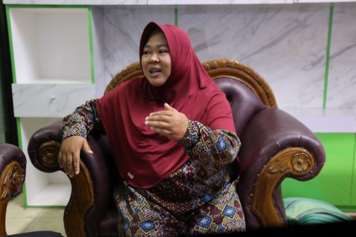 Ketua Panitia Ujian Tahsin saat diwawancarai humas