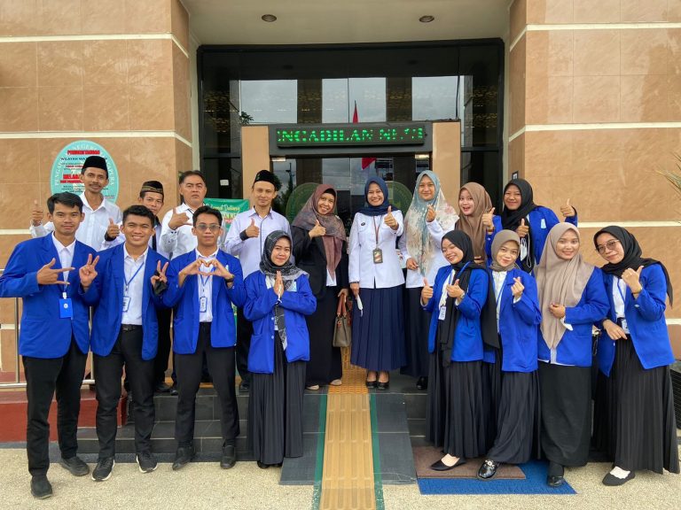 Pelepasan mahasiswa praktikum 2022 Prodi Hukum Tata Negara UIN Antasari di PN Martapura. Foto dari Fakultas Syariah