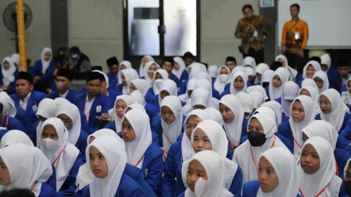 Gedung Olahraga dan Seni Kampus 1 UIN Antasari menjadi lokasi ke-2 gelaran PBAK 2022 (Foto-Humas-Yulida Rifani)