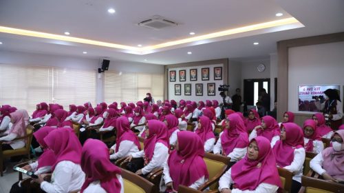 Para Ketua DWP PTKN se-Indonesia berhadir di Bandung (Foto-Humas-Yulida Rifani)