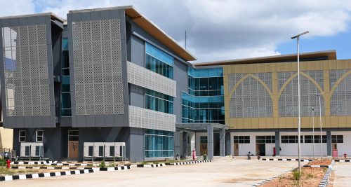 Salah satu gedung baru yang rampung di Kampus 2 Banjarbaru. Foto Humas Hadi Rustami (12 Agustus 2022)