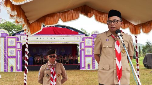 Ketua Harian Majelis Pembimbing Gugus Depan Bjm 03-167 Dr. Irfan Noor, M.Hum. saat menyampaikan amanatnya (Foto-Humas-Achmad Magfur)