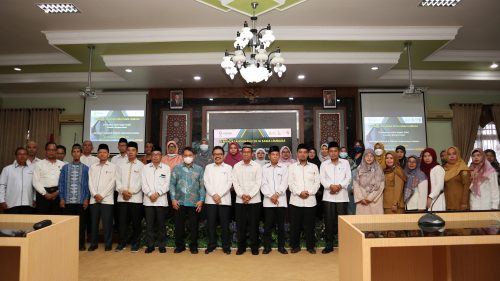 Foto bersama Pimpinan UIN Antasari dengan perwakilan lembaga-lembaga pendidikan di Kalimantan Selatan (Foto-Humas-Yulida Rifani)