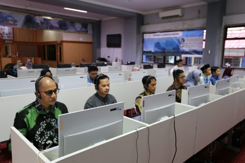 Hari pertama asesmen lapangan yang dipusatkan di Laboratorium UTIPD UIN Antasari (Foto-Humas-Achmad Magfur)