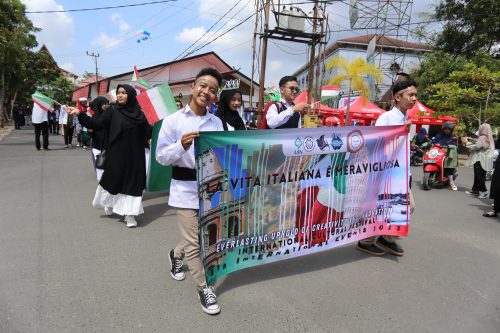 Penampilan budaya Italia di Festival Budaya (Foto-Humas-Hadi Rustami)