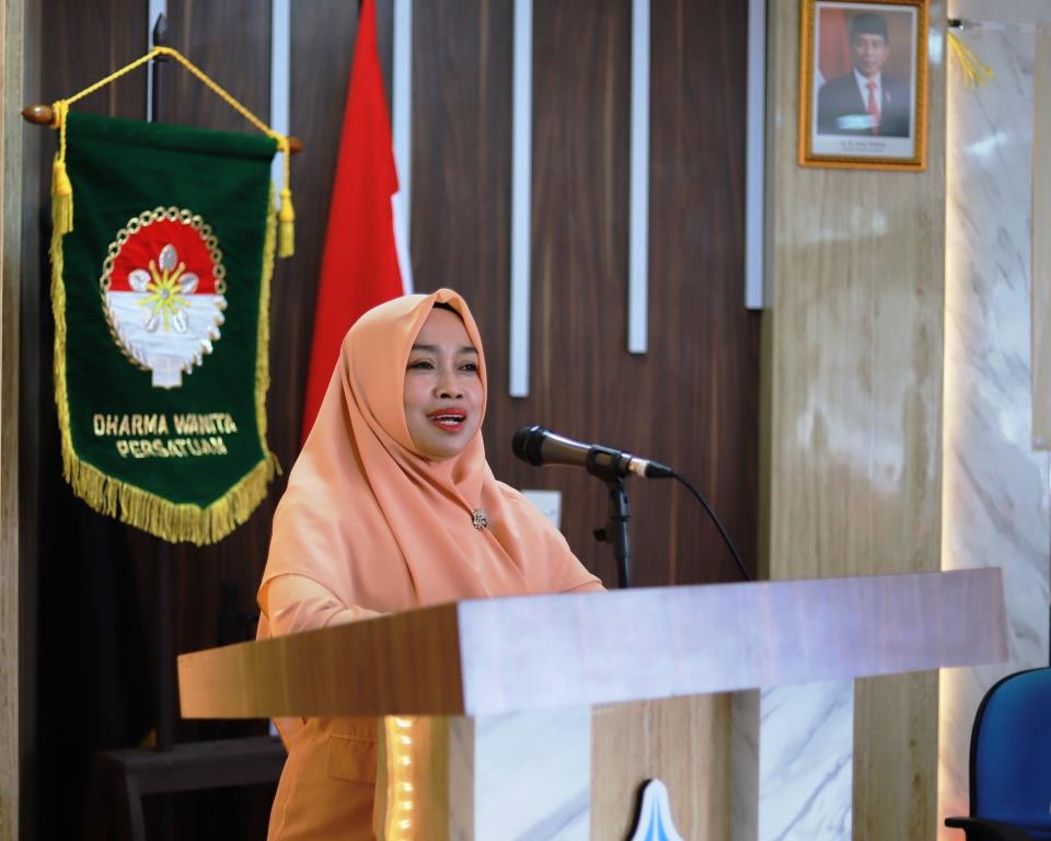 Ketua DWP UIN Antasari Nyonya Hj. Mariani Mujiburrahman, M.A. (Foto:Humas/Yulida Rifani)