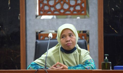 Hj. Fatimah, S.Sos., M.Pd.I., Kasubbag Akademik Bagian Mikwa UIN Antasari (Foto:Humas/Hadi Rustami)