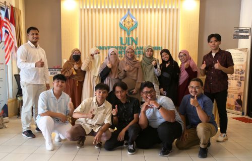 Para mahasiswa UIN Antasari dari Sarawak, Malaysia, Angkatan 2021 (Foto:Humas/Zulkifli Ariyadi)