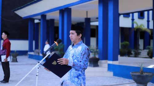 Pembacaan Teks Pancasila oleh Erwinsyah, M.Kom. (Foto:Humas/Yulida Rifani)