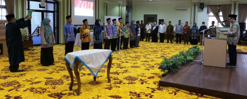 Proses pengambilan sumpah jabatan (Foto:Humas/Hadi Rustami)