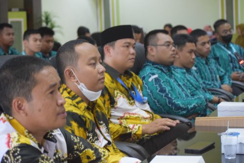 Rombongan siswa SMA IT Qardhan Hasana saat berkunjung ke UIN Antasari (Foto:Humas/Hadi Rustami)