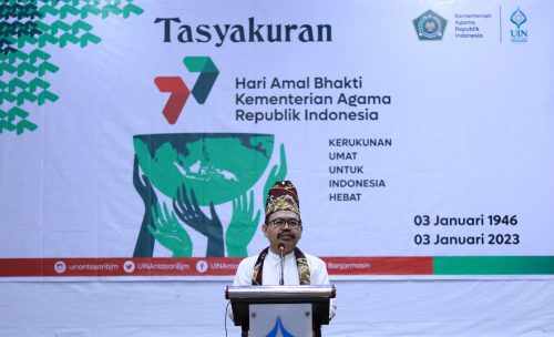 Sambutan Rektor UIN Antasari Prof. Dr. H. Mujiburrahman, M.A. saat tasyakuran HAB ke-77 Kemenag RI (Foto:Humas/Yulida Rifani)