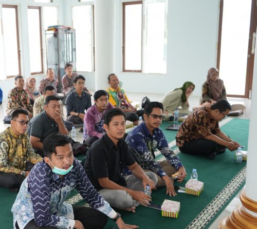 Para peserta antusias mendengarkan acara (Foto:Mikwa/Rakhmad Rizkiansyah)