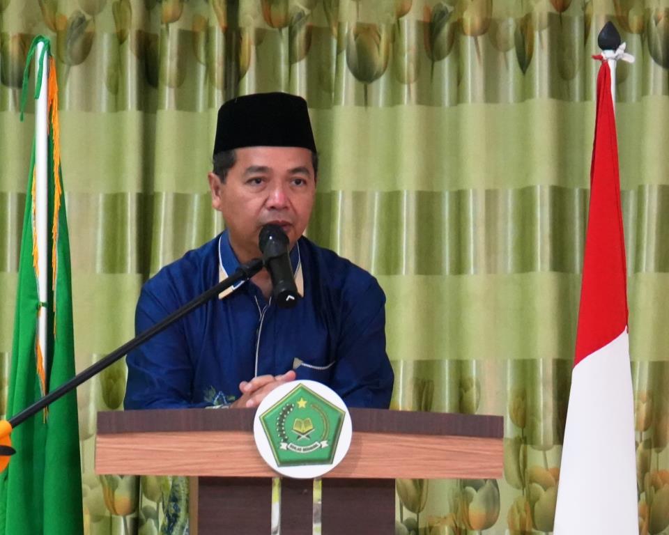 Wakil Rektor UIN Antasari Bidang AUPK Dr. H. Akhmad Sagir, M.Ag. saat memberikan sambutan (Foto:Mikwa/Rakhmad Rizkiansyah)