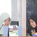 Sekretaris LPM UIN Antasari Dr. Ridha Dharmawaty, M.Pd. bersama Staf Administrasi Rezkia Maulida, M.Pd. (Foto:Humas/Hadi Rustami)