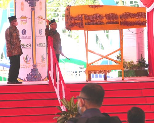 Wapres RI Prof. Dr. (H.C.) K.H. Ma'ruf Amin saat membuka Kalsel National Halal Fair 2023 (Foto:Humas/Hadi Rustami)