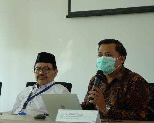 Auditor ISO M. Ainun Najib, S.E., M.M. saat hadir di Kampus 2 UIN Antasari (Foto:Humas/Hadi Rustami)