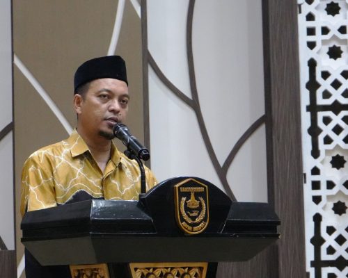 Dekan FUH UIN Antasari Dr. Dzikri Nirwana, M.Ag. saat memberikan sambutan (Foto:Humas/Hadi Rustami)