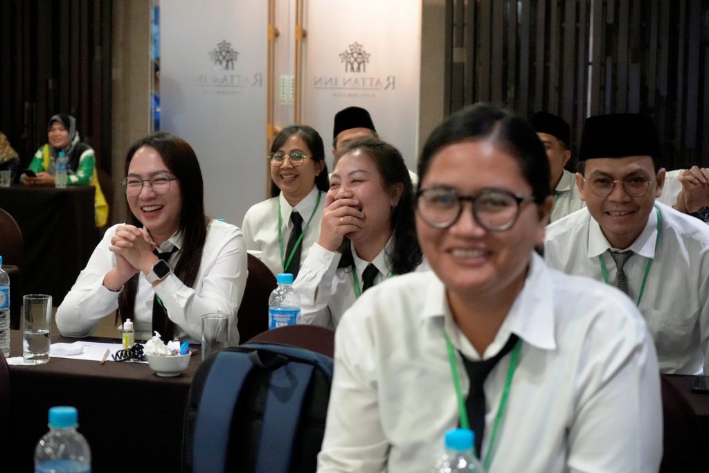 Keceriaan para peserta angkatan III saat mengikuti PKDP 2023 PTP UIN Antasari Banjarmasin (Foto:Humas/Achmad Magfur)