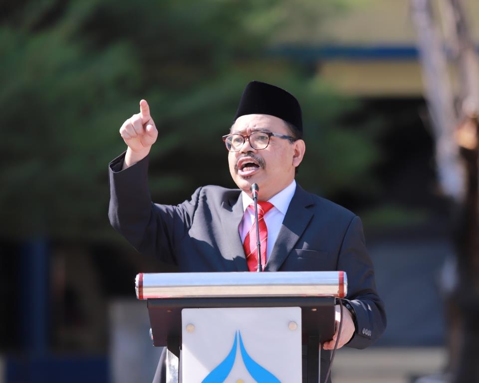 Sambutan berapi-api Rektor UIN Antasari di Pembukaan PBAK 2023 (Foto Humas Yulida Rifani) - kompres