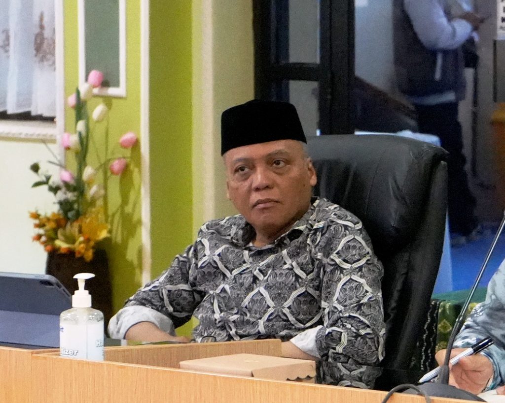 Prof. Dr. H. Ahmad Khairuddin, M.Ag. saat mengikuti acara (Foto:Humas/Hadi Rustami)