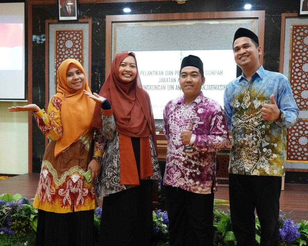 Dari kiri ke kanan Nahdia Nazmi, S.H.I., M.H., Cindy Tri Kusumawardani, S.Pd., Azimi Ramadhan, S.Pd., dan Hanafi, S.Th.I., M.A. (Foto:Humas/Hadi Rustami)