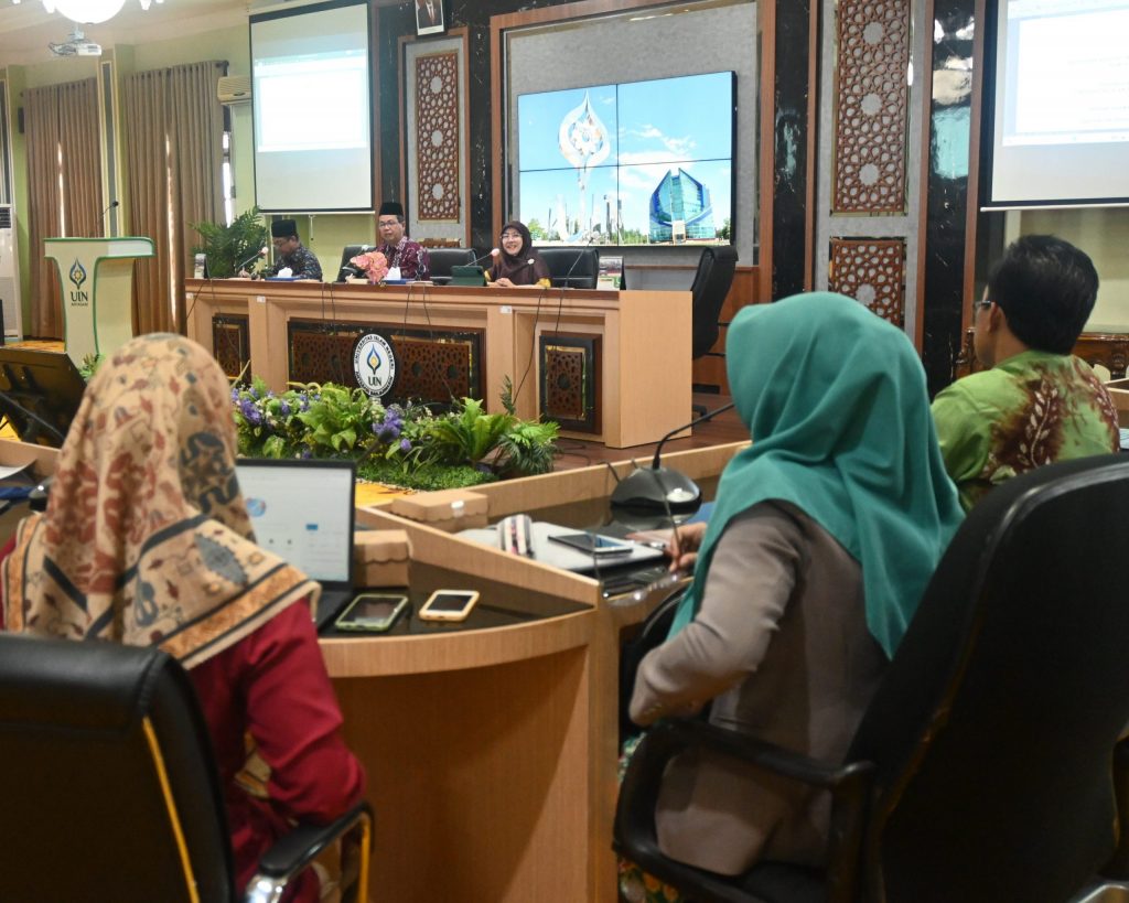 Suasana Rapat Pemantapan SOP PPID UIN Antasari di Aula Zafry Zamzam Kampus 1 UIN Antasari (Foto:Humas/Hadi Rustami)