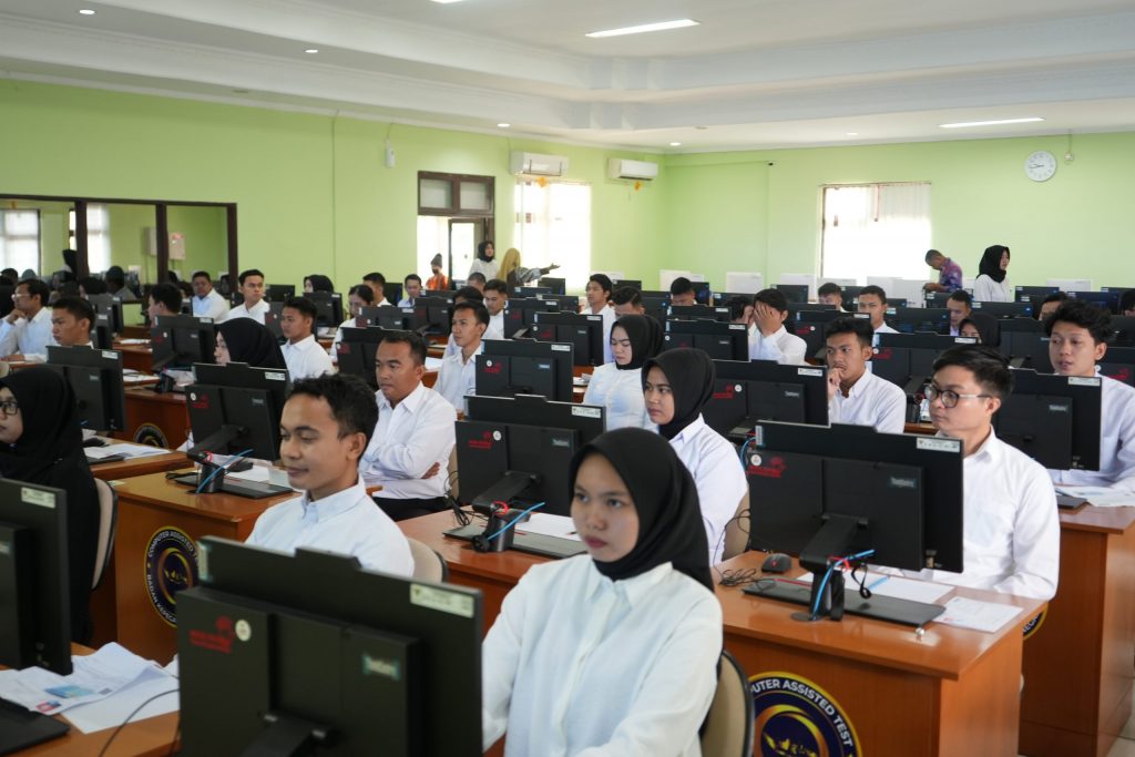 Persiapan sebelum menjalani seleksi kompetensi dasar (Foto:Humas/Hadi Rustami)