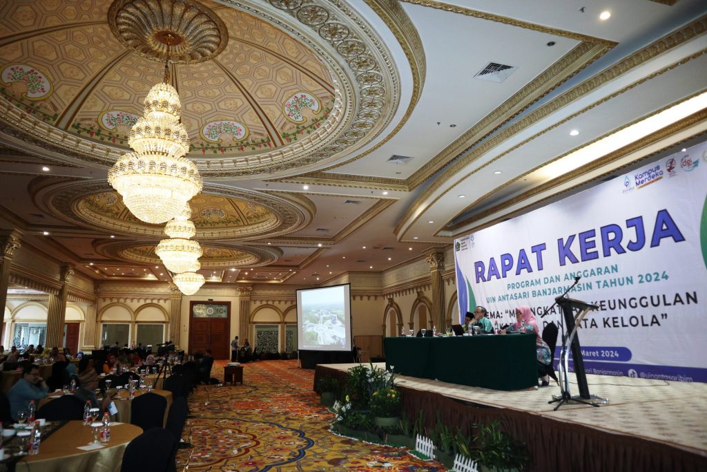 Pelaksanaan Raker 2024 di Grand Qin Hotel Banjarbaru (Foto:Humas/Achmad Magfur)