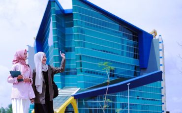 Foto Mahasiswi Kampus 2 untuk berita UMPTKIN UIN Antasari 2024 Resmi dibuka