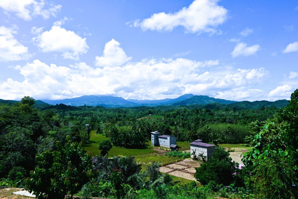 Pemandangan alam Desa Hantakan Kabupaten Hulu Sungai Tengah (Foto:Humas/Achmad Magfur)