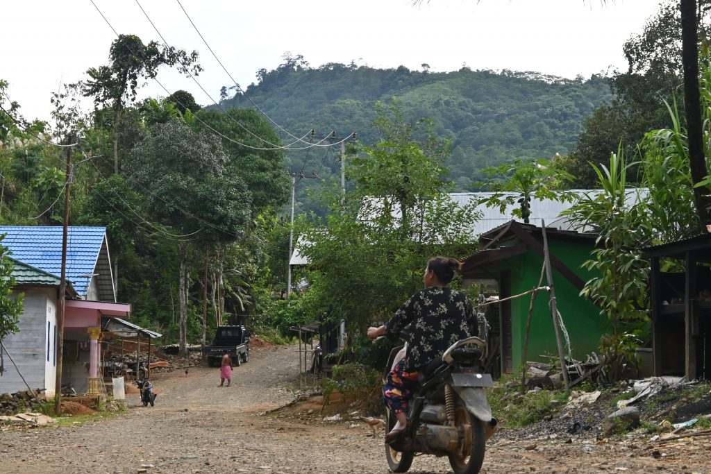 Suasana Desa Paramasan Atas Kabupaten Banjar (Foto:Humas/Achmad Magfur)