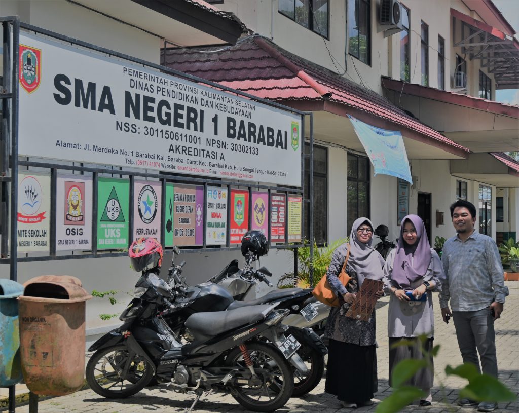 Tim Sosialisasi PMB UIN Antasari saat berkunjung ke SMAN 1 Barabai (Foto:Humas/Jamal Ripani)