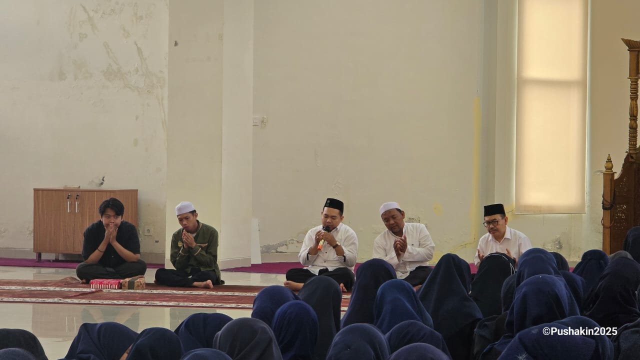 Program Tahap 2 Ma'had Al-Jamiah Kampus 2 Ditutup, Pemondokan Bukanlah Beban. (Foto: Humas/Noor Hasanah)