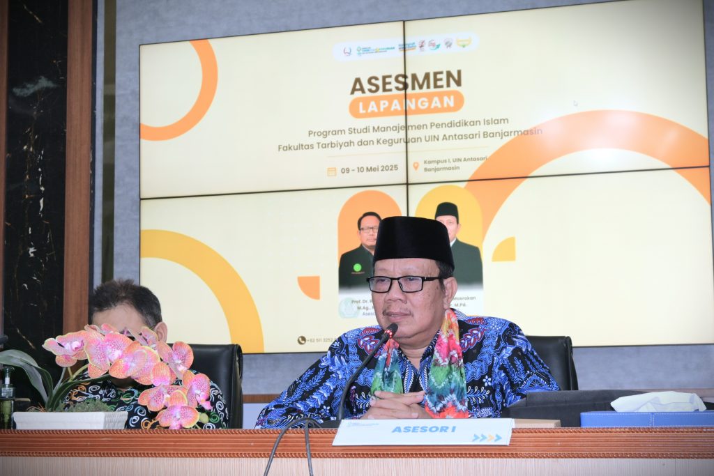 Asesor I Prof. Dr. Rohmat, M.Ag., M.Pd. saat memberikan sambutan (Foto:Humas)