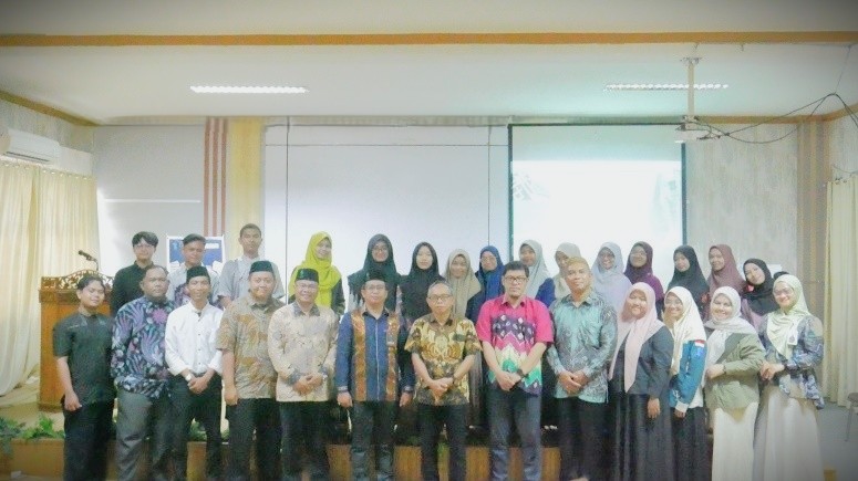 Foto bersama usai acara.