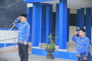 Rektor UIN Antasari saat menjadi Pembina Upacara Harkitnas Tahun 2025 (Foto:Humas/Jamal Ripani)