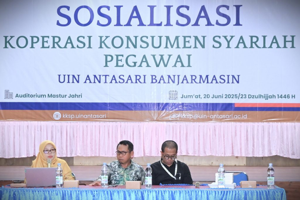Bendahara KKSP UIN Antasari Elida Mahriani, S.E.I., M.M. saat melakukan sosialisasi (Foto:Humas/Jamal Ripani)