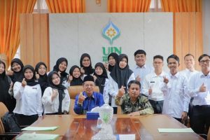 CPNS Putra/Putri Kalimantan Formasi Itjen Kemenag RI 2024 saat berfoto bersama usai penyambutan (Foto:Humas/Jamal Ripani)