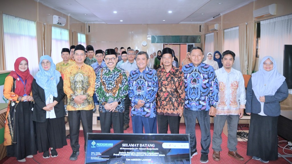 Foto bersama usai pembukaan (Foto:Humas/Jamal Ripani)
