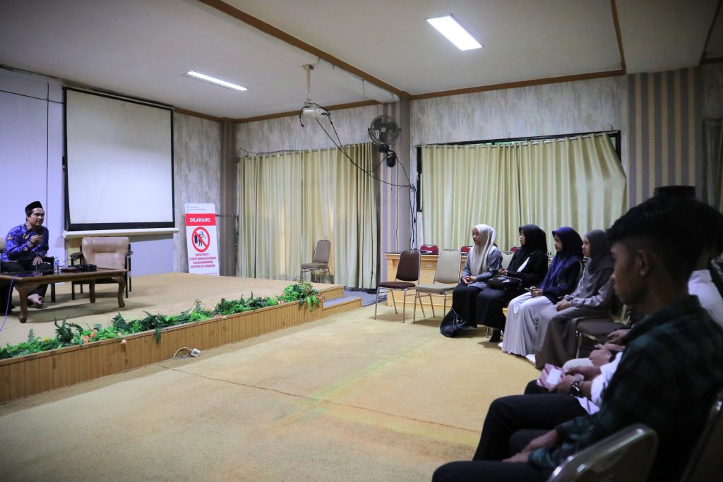 Suasana pembekalan KKN MBKM 2025 (Foto:Humas)