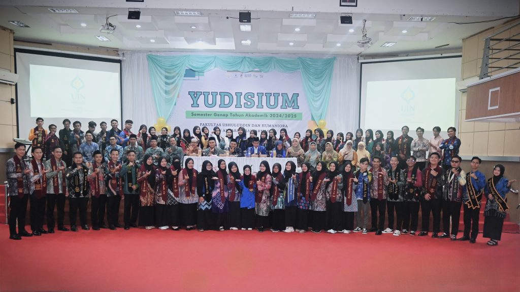 Foto bersama usai acara (Foto:Humas/Jamal Ripani)