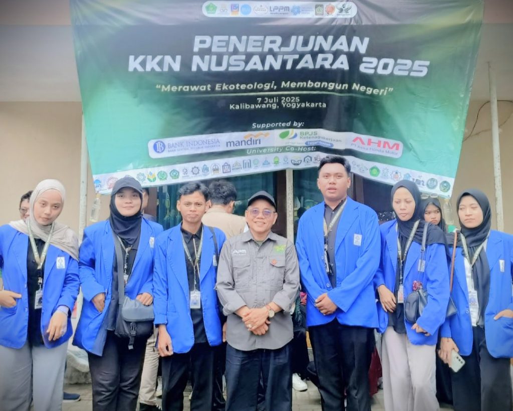 Foto bersama Rombongan KKN Nusantara dari UIN Antasari.