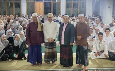 Foto bersama usai penutupan (Foto:UPT Mahad Aljamiah)