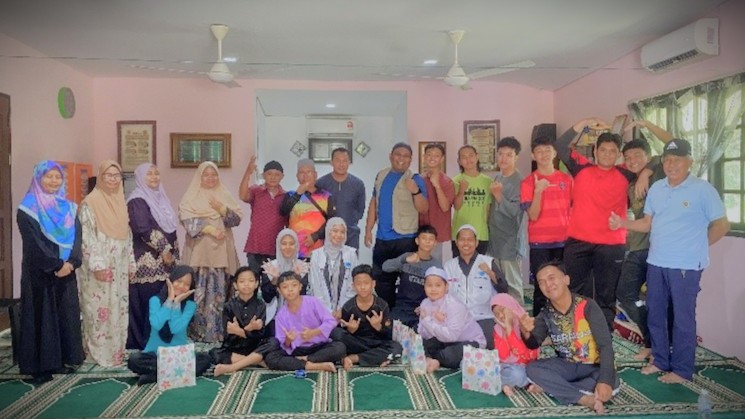 Foto bersama usai penyampaian materi.
