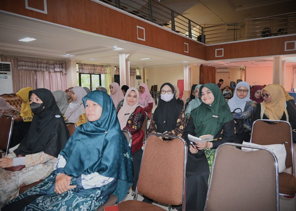 Para PPPK UIN antasari saat ceria mengikuti pembinaan (Foto:Humas/Jamal Ripani)