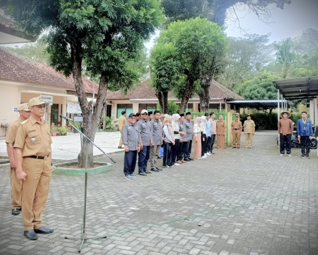 Penyambutan para mahasiswa KKN Nusantara di Kalibawang Kulonprogo.