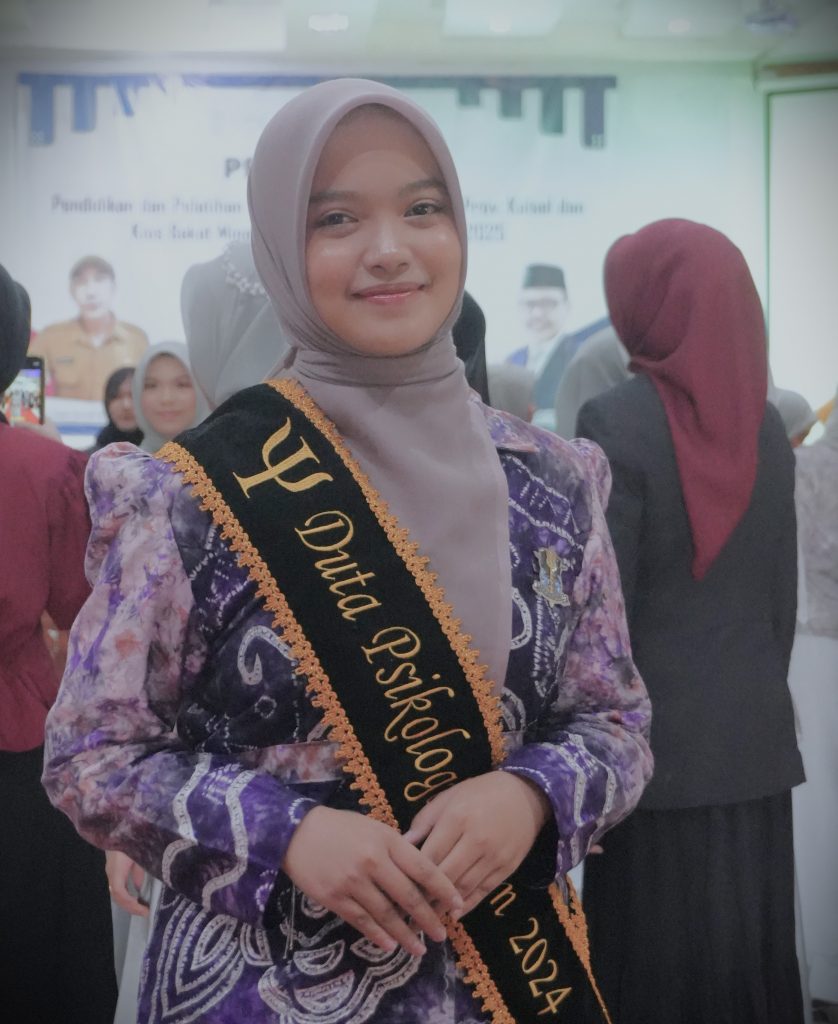 Rusmilawati, Peserta Kios Kedutaan UPKK UIN Antasari (Foto:Humas/Haitami)