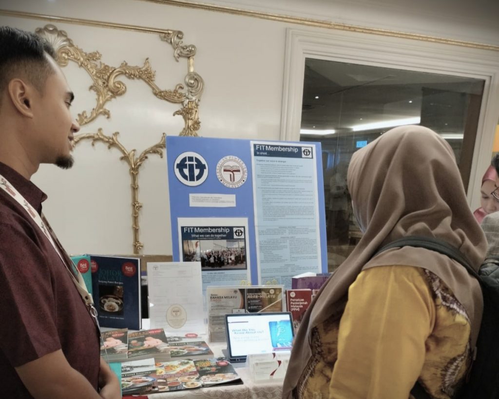 Diskusi dengan Persatuan Penterjemah Malaysia.