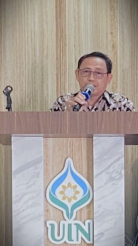 Dr. Muhdi, M.Ag. saat menyampaikan laporan (Foto:Tim LPM)